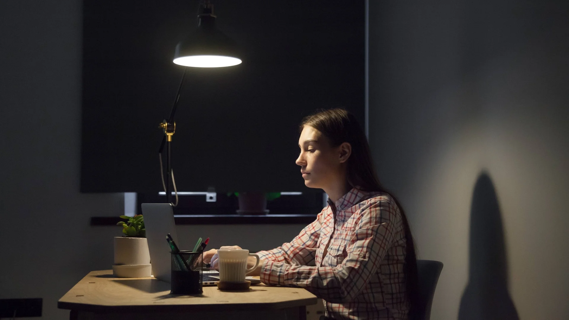 I Lost My First $4,000 Freelance Payment — and How AI Helped Me Secure the Rest